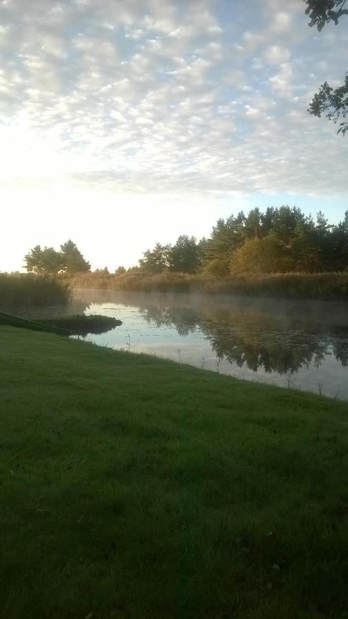 Tihase Puhkemajake Parnawa Zewnętrze zdjęcie